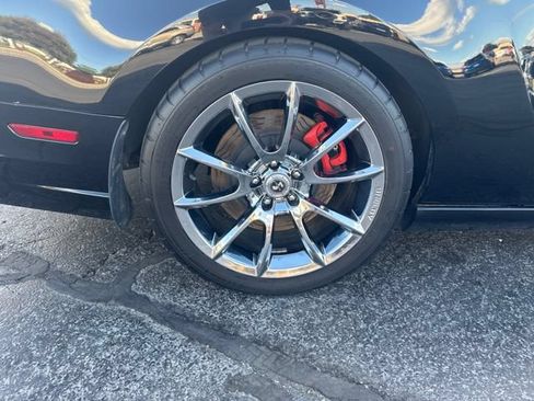 Used 2014 Ford Mustang GT RWD image 6