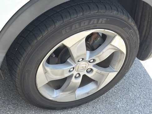 Used 2017 Honda HR-V EX image 11