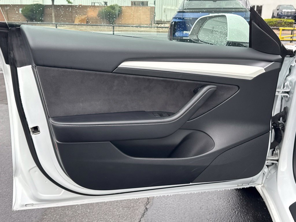 Used 2023 Tesla Model 3 Standard Range RWD image 10