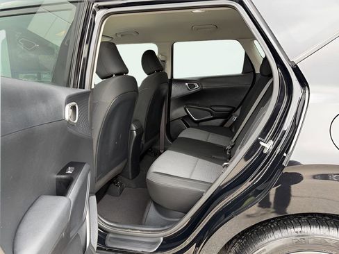 Used 2021 Kia Soul S image 20