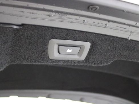 Used 2024 Lucid Air Pure image 34