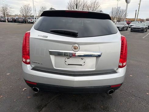 Used 2010 Cadillac SRX Luxury image 6