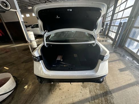 New 2026 Nissan Sentra SR w/ Floor Mat Package image 33