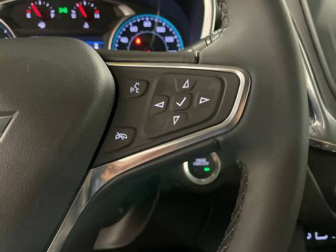 Used 2024 Chevrolet Equinox LT AWD/4WD image 36