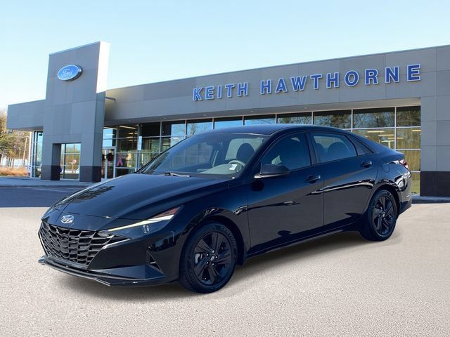 Used 2022 Hyundai Elantra Blue FWD image 3