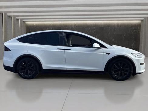 Used 2022 Tesla Model X AWD/4WD image 7