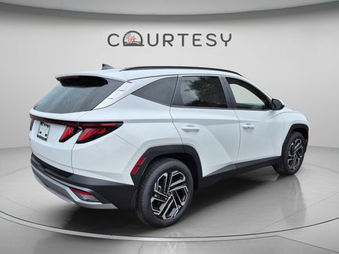 New 2026 Hyundai Tucson SEL Plus FWD image 5