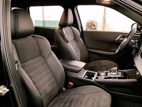 Used 2023 Mitsubishi Outlander SE Black Edition image 7