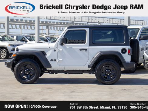 Used 2024 Jeep Wrangler Sport image 4