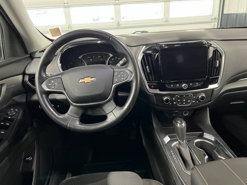 Used 2018 Chevrolet Traverse LT AWD/4WD image 8