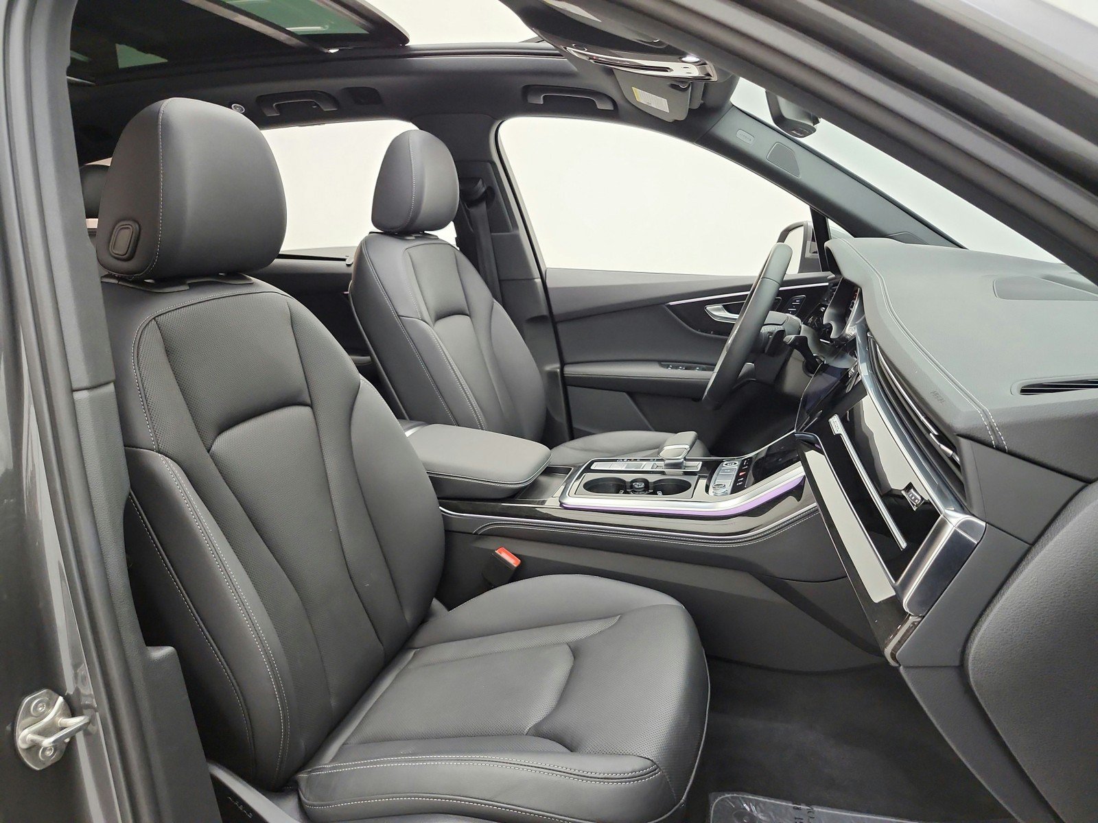 Used 2025 Audi Q7 3.0T Premium Plus w/ Premium Plus Package AWD/4WD image 20