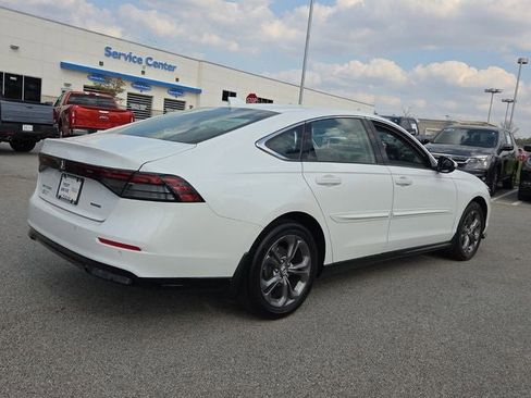 Used 2023 Honda Accord EX-L image 5