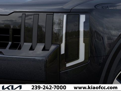 New 2027 Kia Telluride S image 10