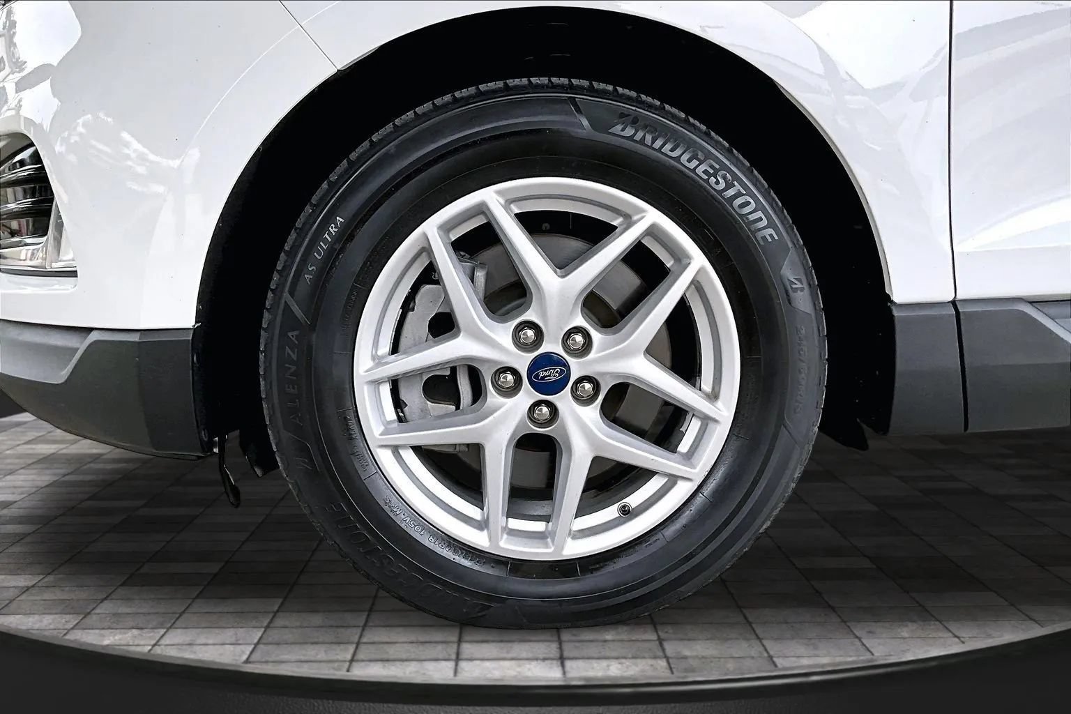 Used 2021 Ford Edge SEL FWD image 30