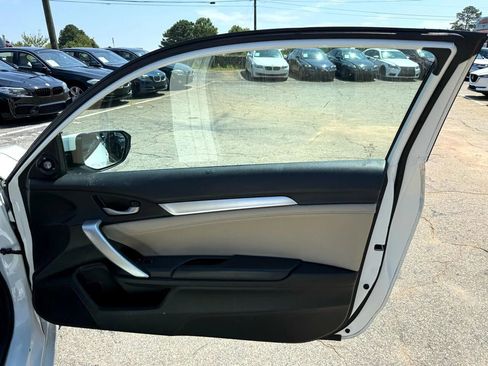 Used 2017 Honda Civic EX-L image 32