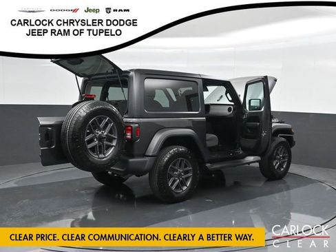 Used 2025 Jeep Wrangler Sport image 42