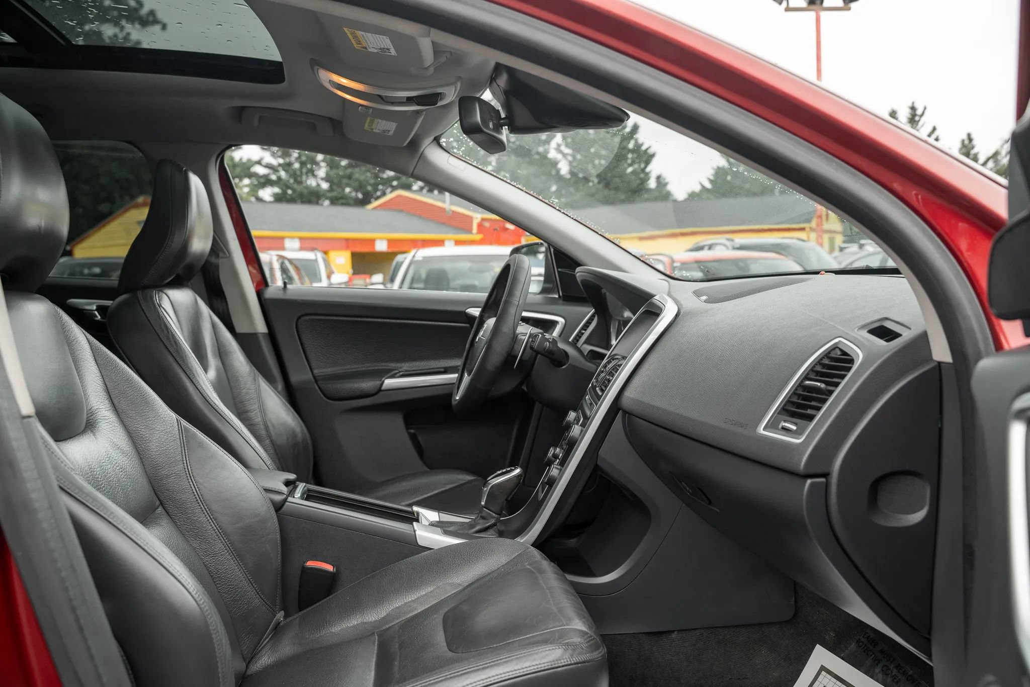 Used 2014 Volvo XC60 T6 AWD/4WD image 12