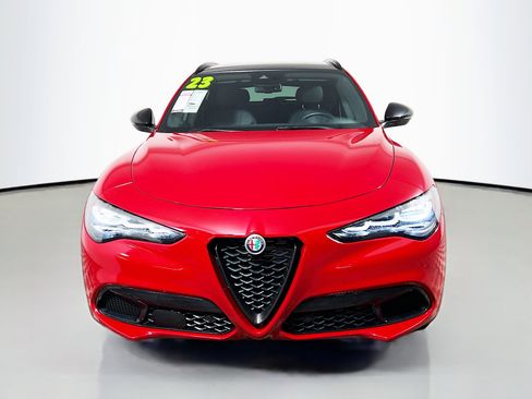 Used 2024 Alfa Romeo Stelvio Sprint image 11