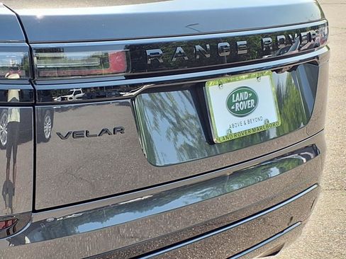 New 2026 Land Rover Range Rover Velar Dynamic SE image 19