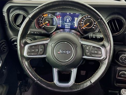 Used 2021 Jeep Wrangler Unlimited Sahara image 34