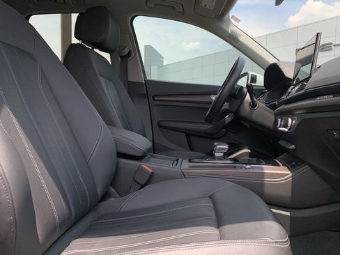 Used 2021 Audi Q5 2.0T Premium Plus w/ Premium Plus Package AWD/4WD image 35
