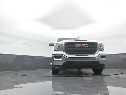 Used 2017 GMC Sierra 1500 2WD Regular Cab image 25