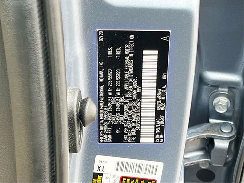 Used 2020 Toyota Highlander Platinum image 33