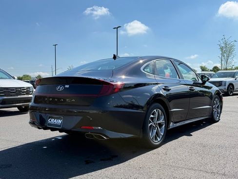 Used 2023 Hyundai Sonata SEL w/ Convenience Package FWD image 5