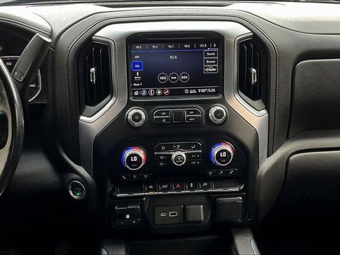 Used 2020 GMC Sierra 1500 SLT AWD/4WD image 11