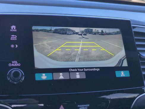 Used 2022 Honda Pilot TrailSport image 21
