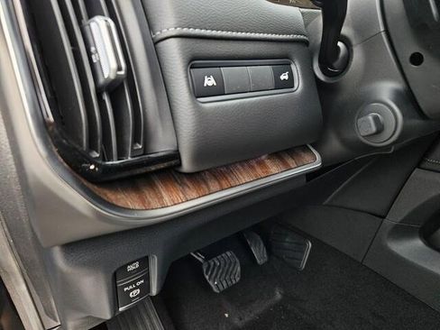 New 2025 Nissan Armada Platinum image 12