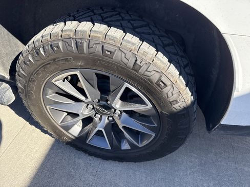 Certified 2022 Chevrolet Tahoe Z71 w/ Z71 Off-Road Package image 5