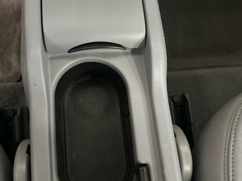 Used 2005 Buick LaCrosse CXL w/ Chrome Appearance Package image 21