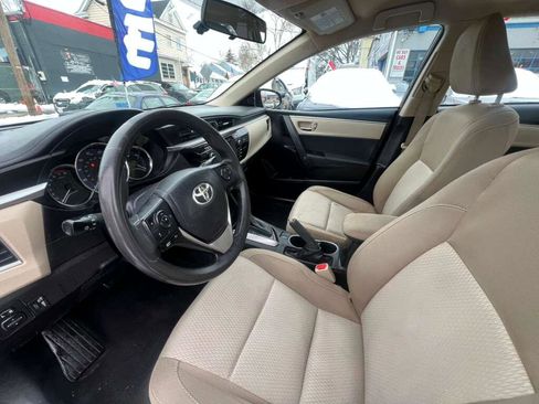 Used 2016 Toyota Corolla LE image 23