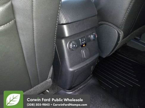 Used 2018 Ford Explorer XLT w/ Equipment Group 202A image 26