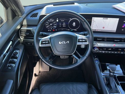 Used 2025 Kia Telluride SX Prestige X-Pro AWD/4WD image 12