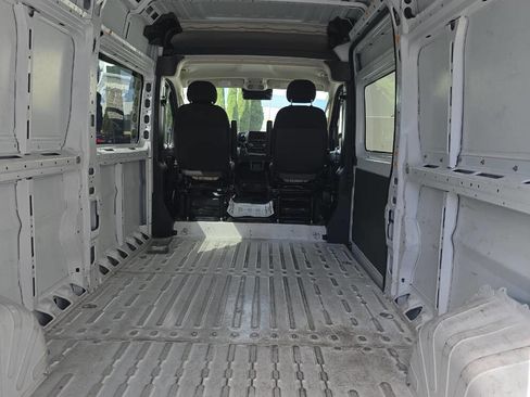 Used 2023 RAM ProMaster 3500 FWD image 12