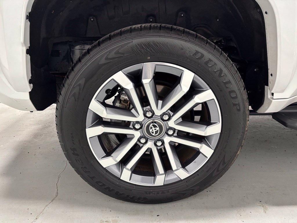 Used 2026 Toyota 4Runner Limited AWD/4WD image 64