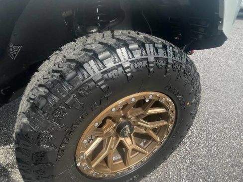 Used 2020 Toyota 4Runner SR5 image 25