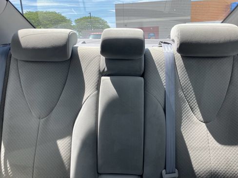 Used 2008 Toyota Camry LE FWD image 16