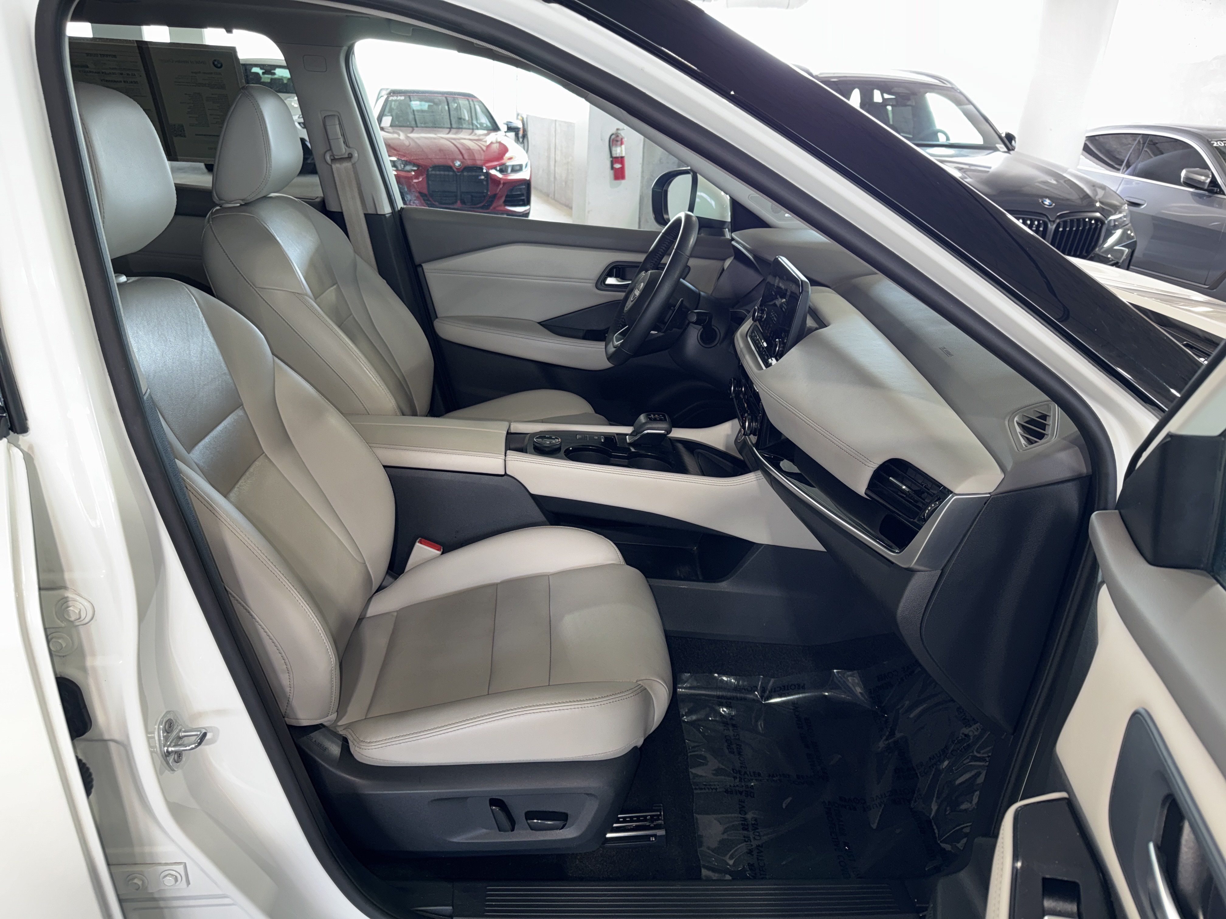 Used 2023 Nissan Rogue SL w/ SL Premium Package AWD/4WD image 10