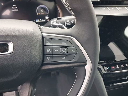 New 2026 Jeep Grand Cherokee Limited image 25