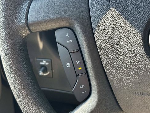 Certified 2025 Chevrolet Express 2500 w/ Driver Convenience Package RWD image 20
