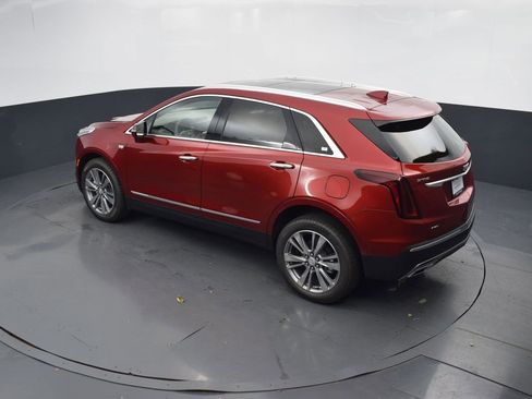 New 2025 Cadillac XT5 Premium Luxury w/ LPO, Floor Liner Package image 40