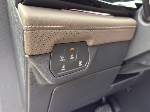 New 2026 Volkswagen Atlas SEL image 17