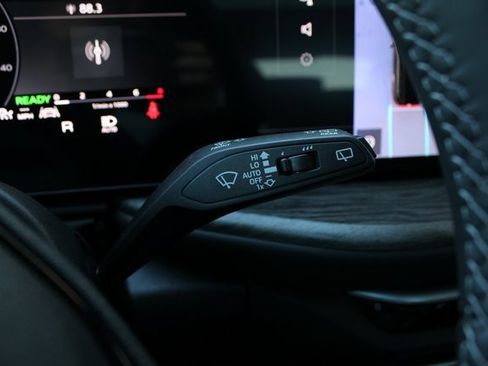 New 2025 Audi Q5 Premium Plus image 17