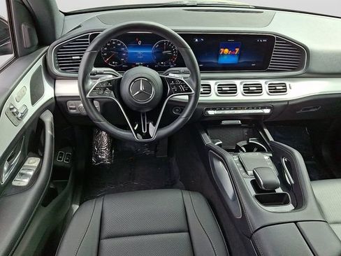 Used 2024 Mercedes-Benz GLE 450e 4MATIC image 13