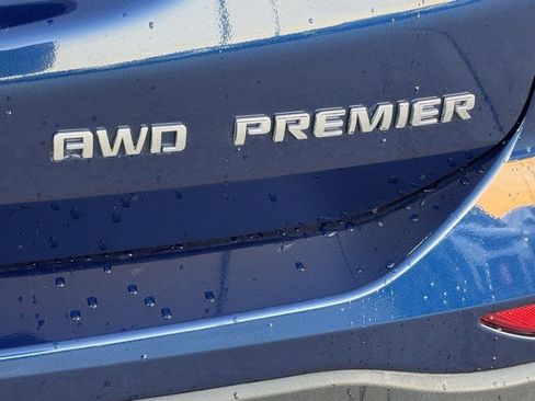 Used 2022 Chevrolet Equinox Premier image 34