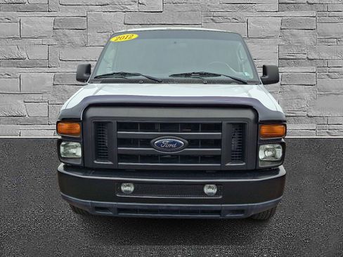 Used 2012 Ford E-250 and Econoline 250 w/ Commercial Cargo Van Pkg image 3