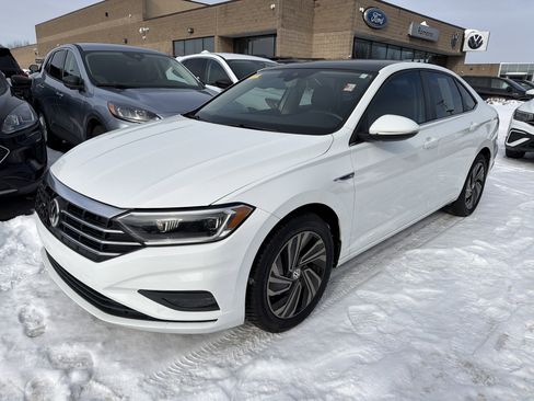 Used 2019 Volkswagen Jetta SEL Premium image 4